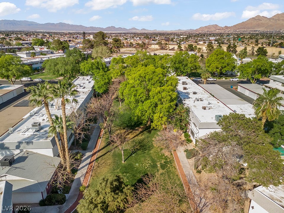 213 Greenbriar Townhouse Way