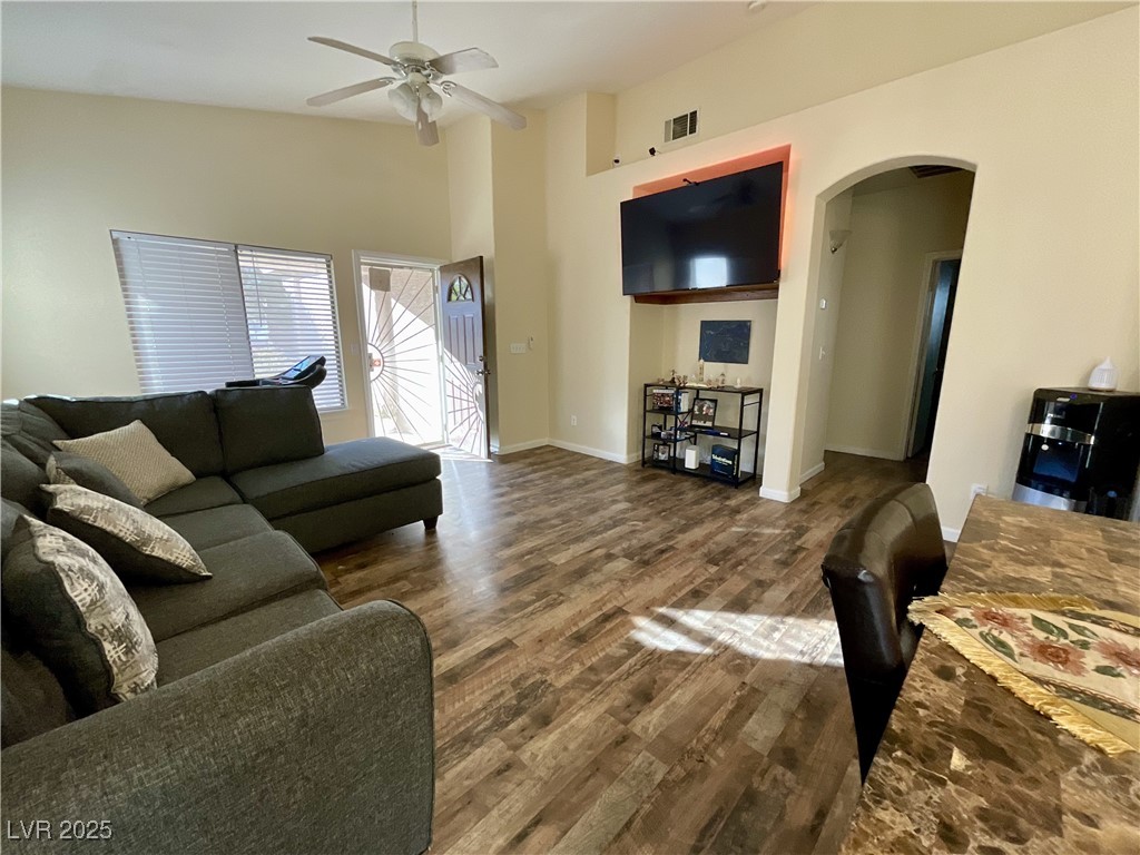 4604 Possum Berry Lane, North Las Vegas, Nevada image 4