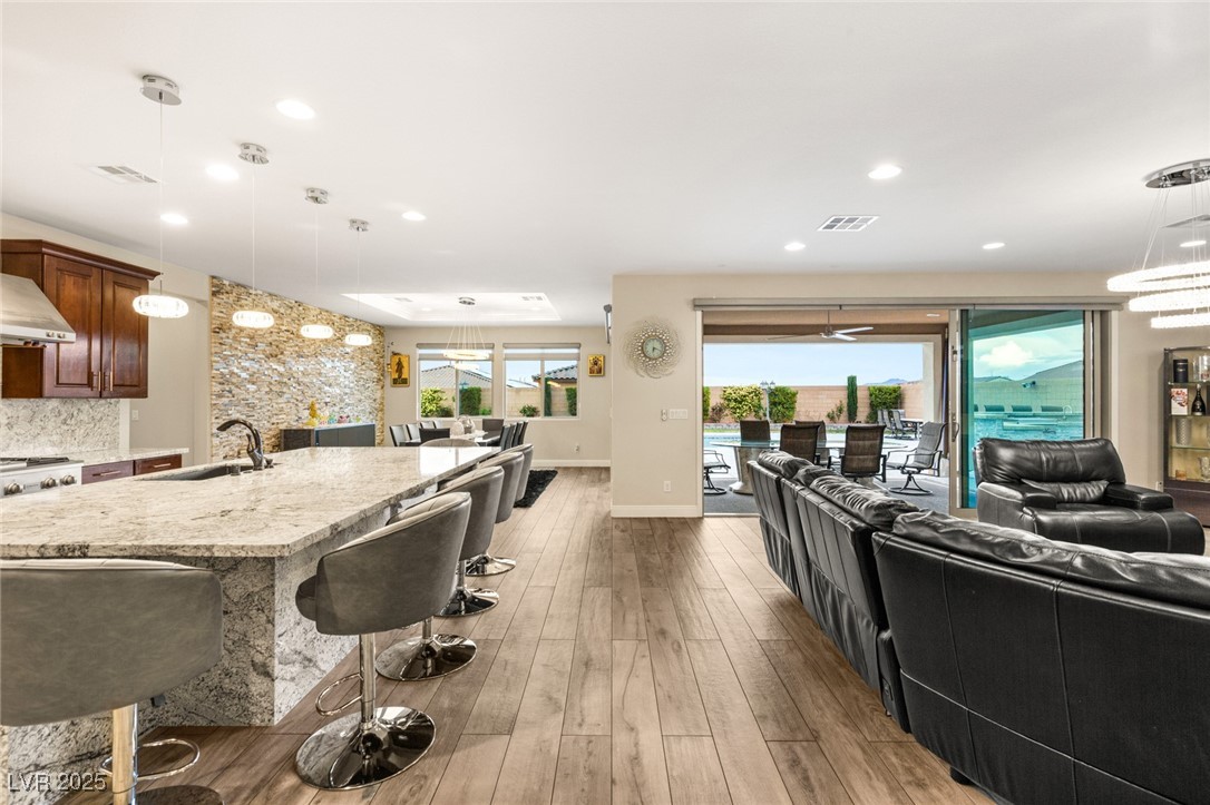 9096 BECKET RANCH Court