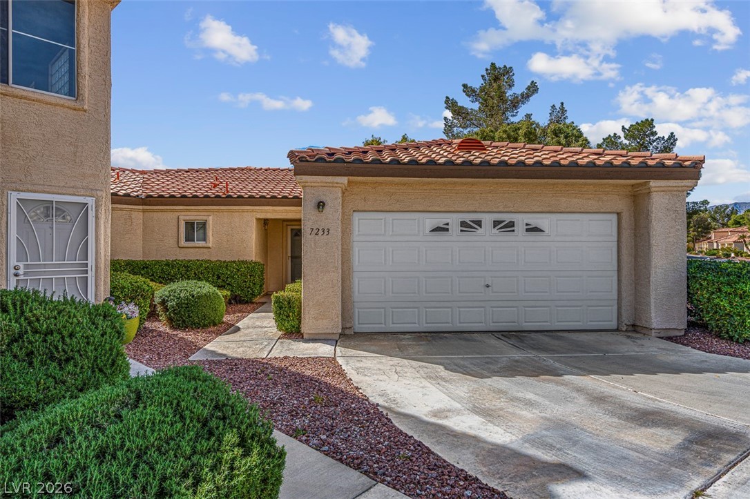 7233 Vista Bonita Drive