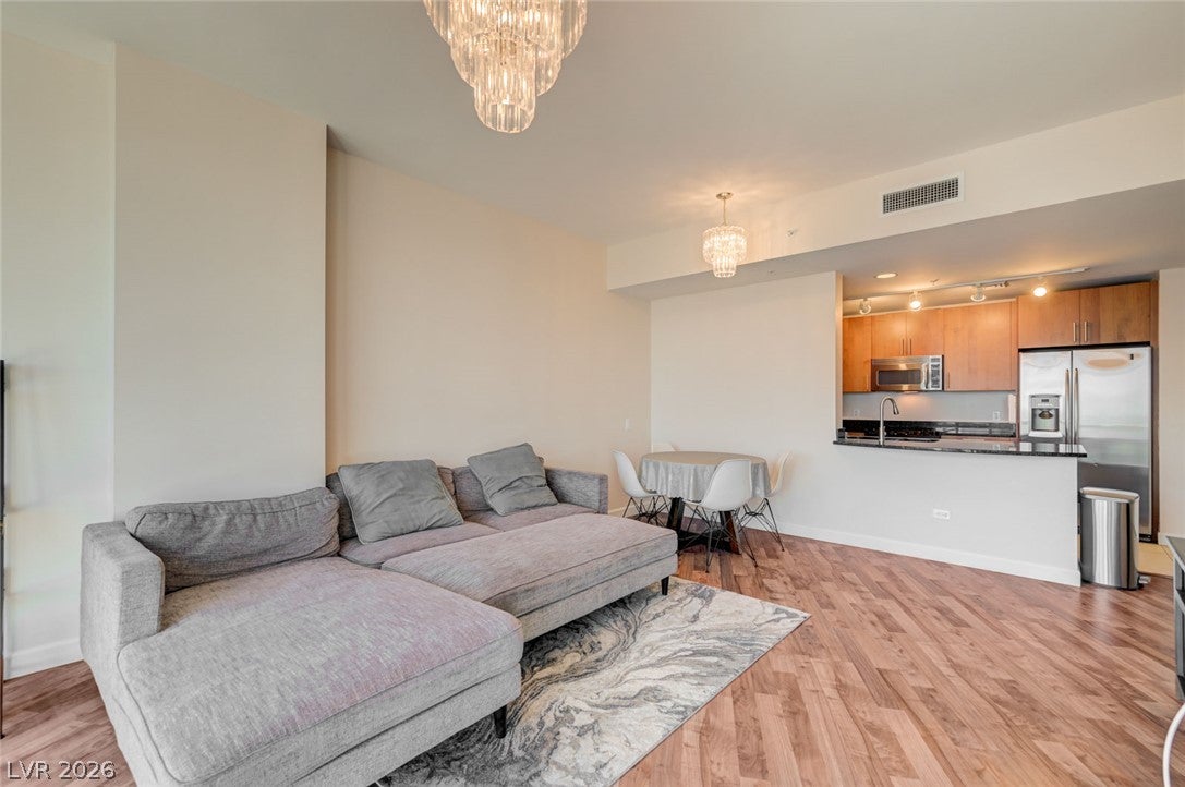 200 W Sahara Avenue 3205