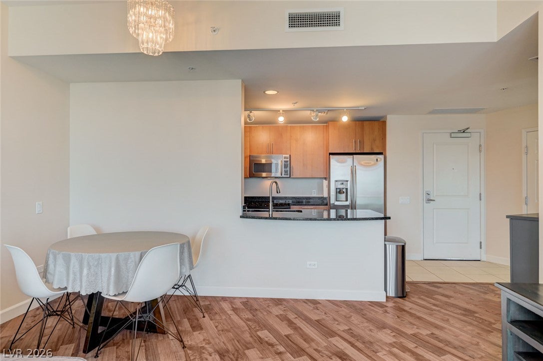 200 W Sahara Avenue 3205