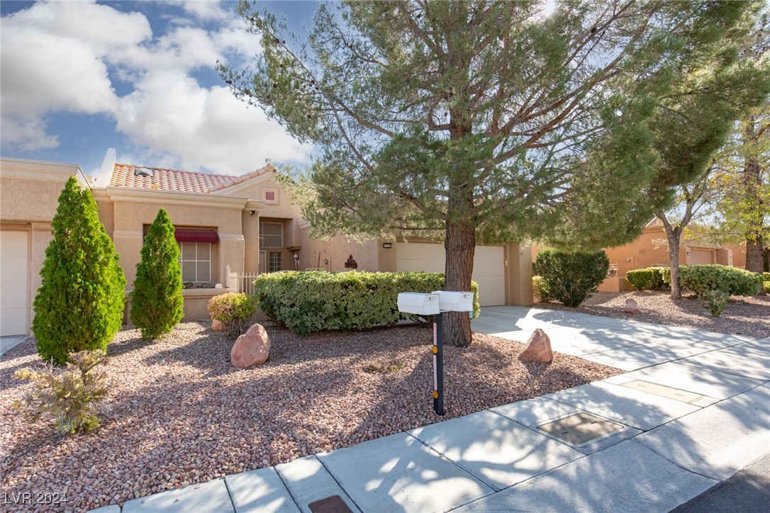 2528 Highvale Drive, Las Vegas, Nevada image 1