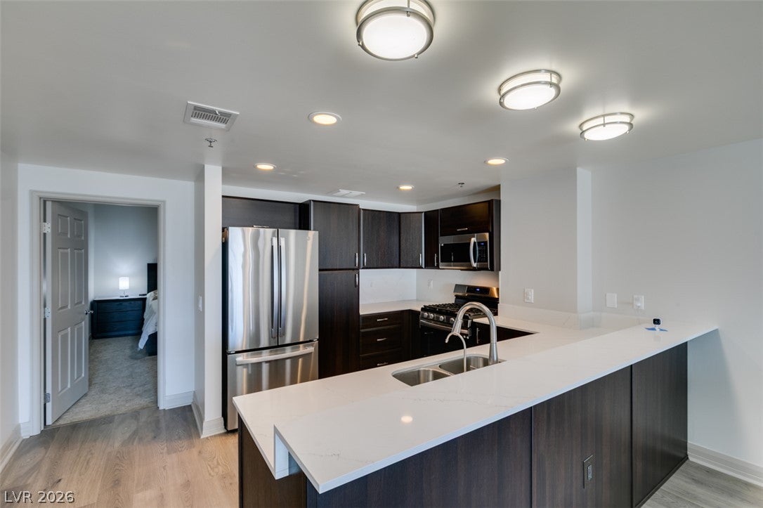 150 Las Vegas Boulevard 1008