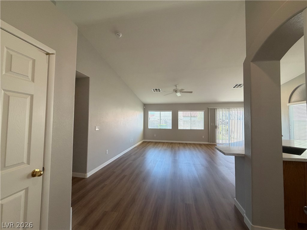 2139 Meadow Green Avenue