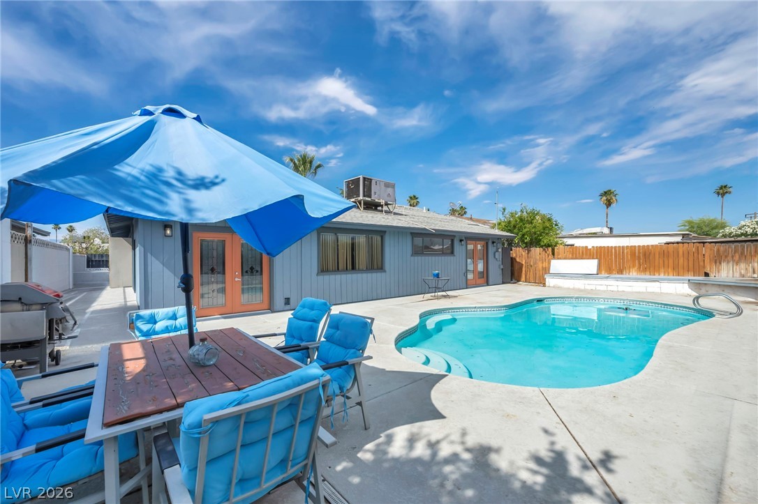 4525 Mayflower Lane