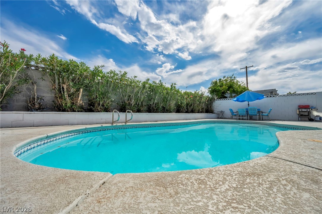 4525 Mayflower Lane