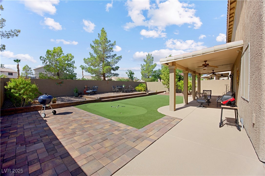 Henderson, Nevada 89074, United States, 5 Bedrooms Bedrooms, ,3 BathroomsBathrooms,Residential,Active,192044