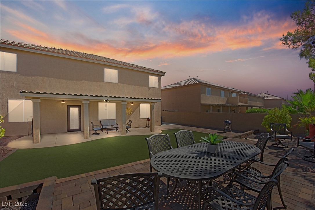 Henderson, Nevada 89074, United States, 5 Bedrooms Bedrooms, ,3 BathroomsBathrooms,Residential,Active,192044