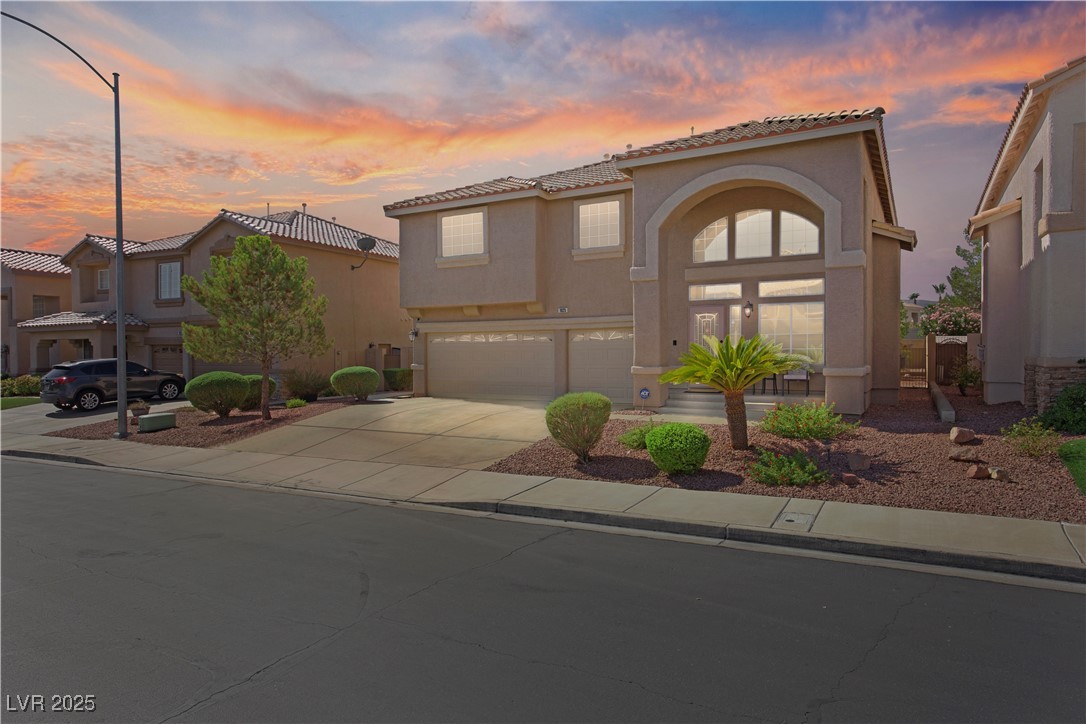 Henderson, Nevada 89074, United States, 5 Bedrooms Bedrooms, ,3 BathroomsBathrooms,Residential,Active,192044