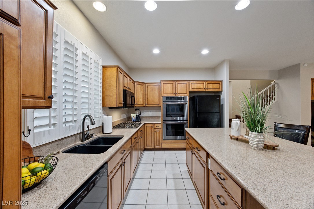 Henderson, Nevada 89074, United States, 5 Bedrooms Bedrooms, ,3 BathroomsBathrooms,Residential,Active,192044