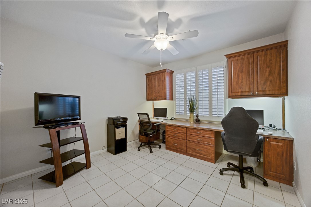 Henderson, Nevada 89074, United States, 5 Bedrooms Bedrooms, ,3 BathroomsBathrooms,Residential,Active,192044