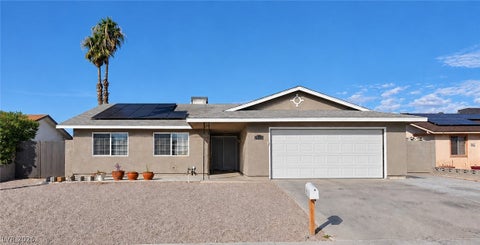 Homes For Sale - 912 Alan Shepard Street<br/> Las Vegas, NV 89145