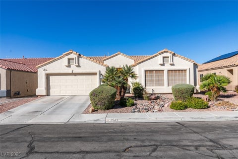 Homes For Sale - 3519 Trotting Horse Road<br/> North Las Vegas, NV 89032
