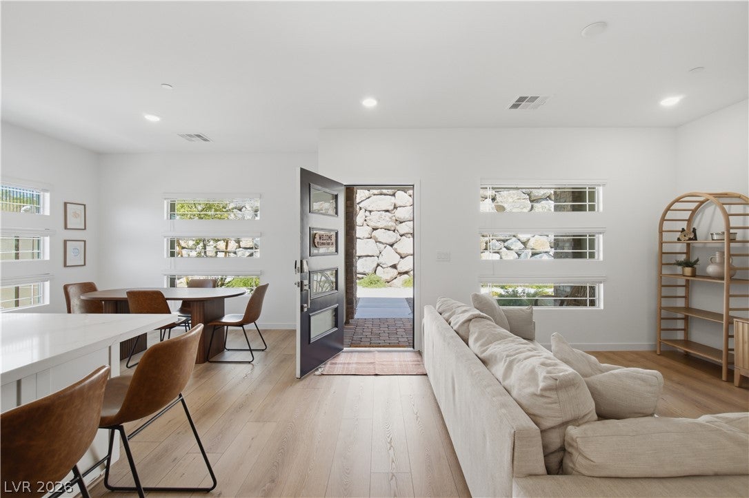 913 Elmwood Forest Lane