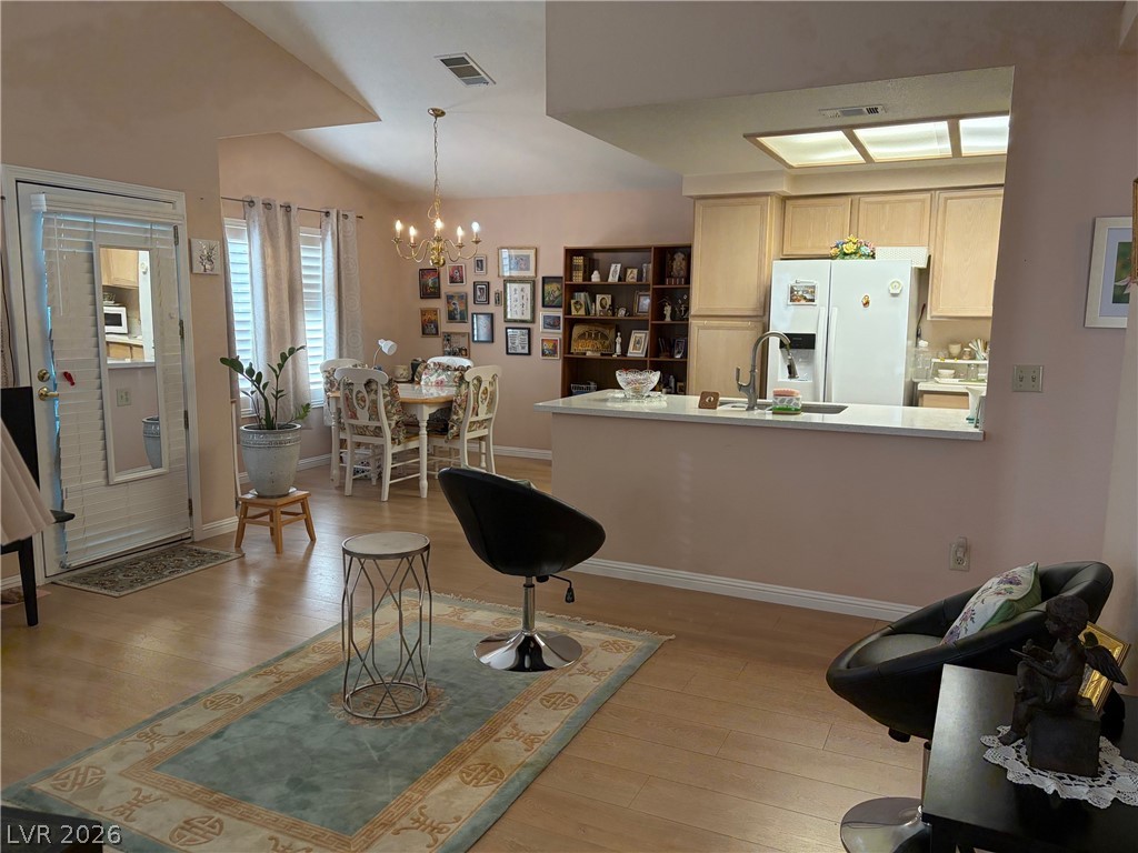 5201 S Torrey Pines Drive 1173