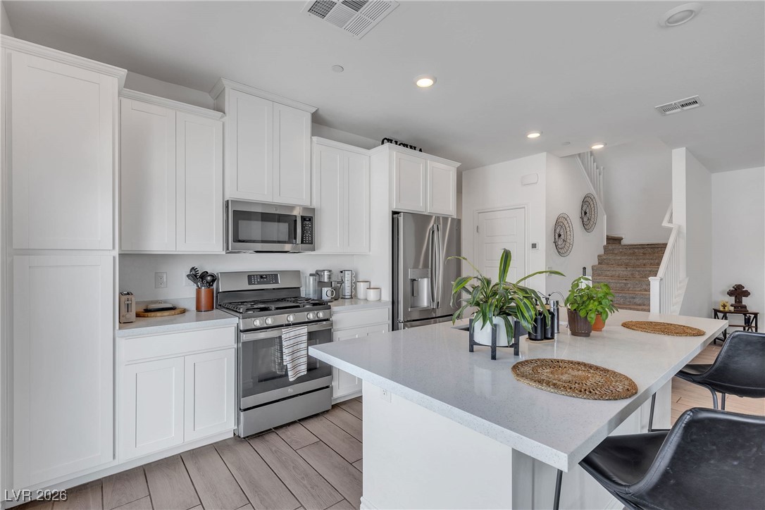 236 Callen Falls Avenue 1211