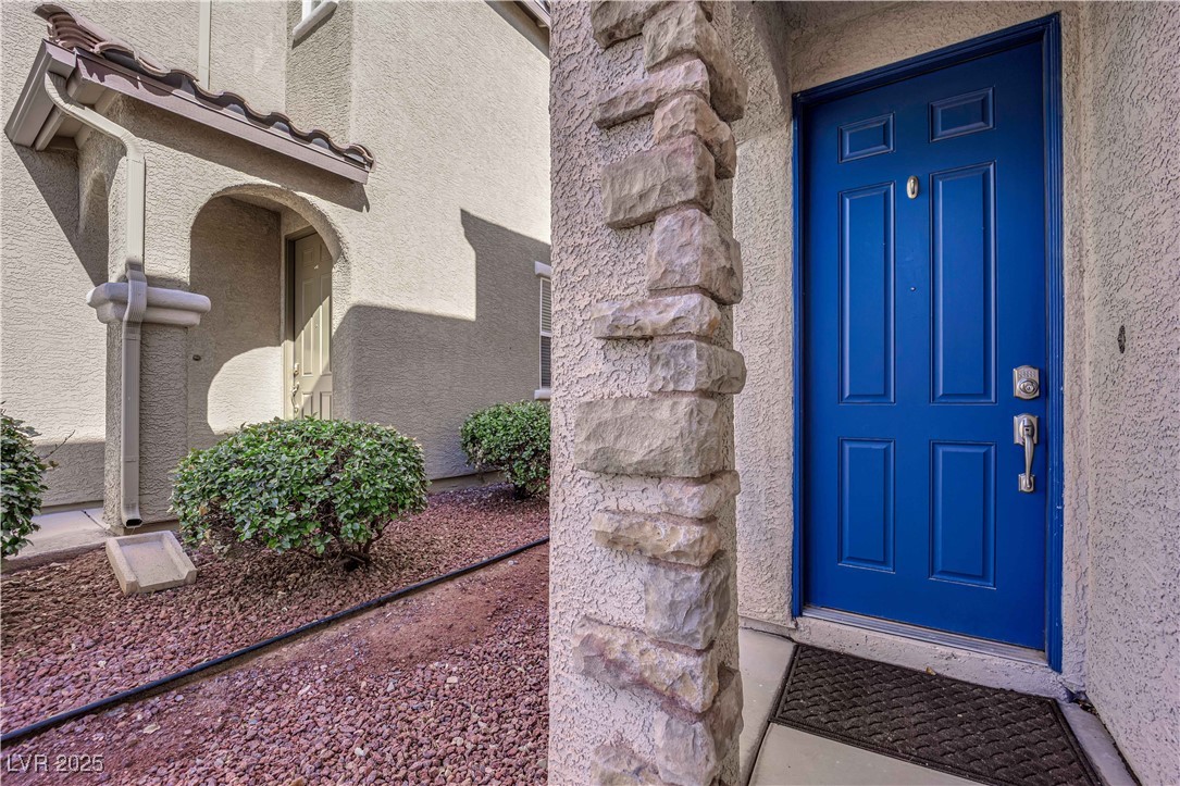 10592 Calico Pines Avenue