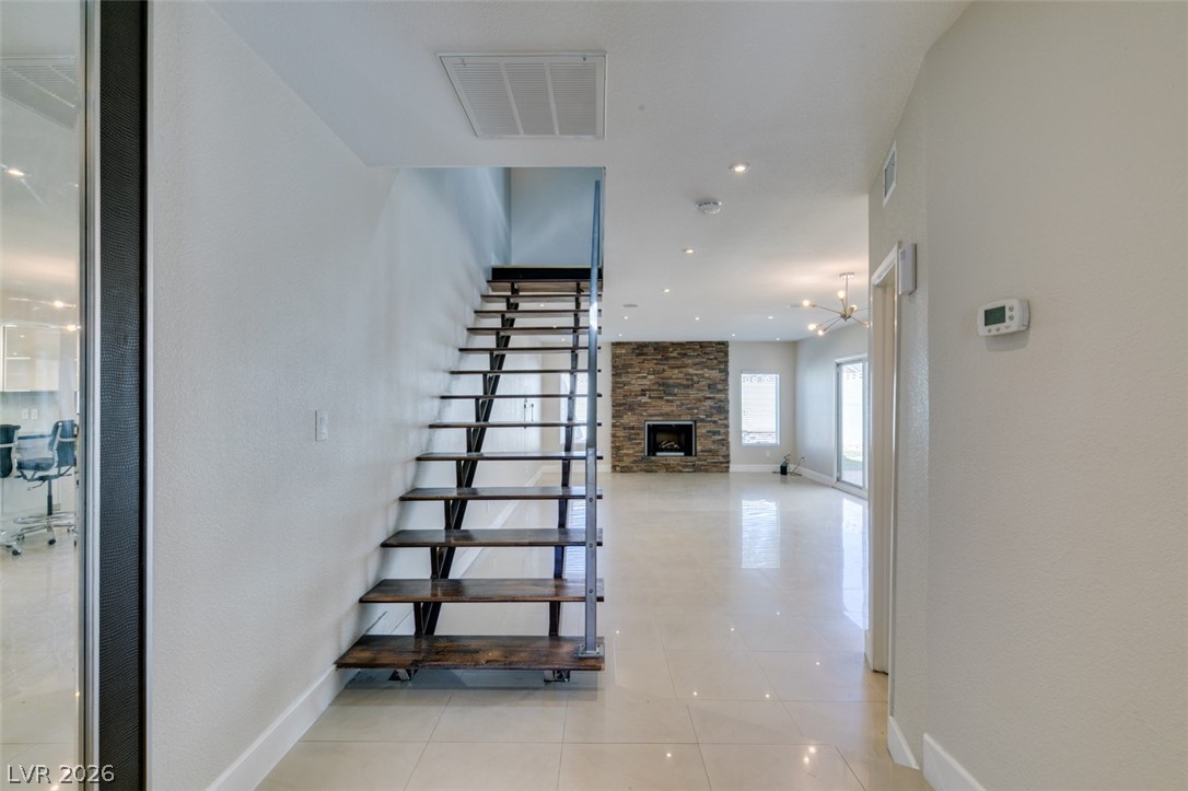 5046 Schumann Drive