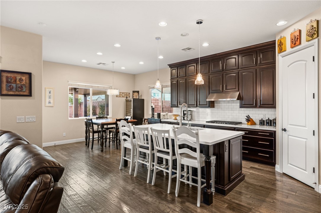 Las Vegas, Nevada 89178, United States, 4 Bedrooms Bedrooms, ,3 BathroomsBathrooms,Residential,Contingent,22551