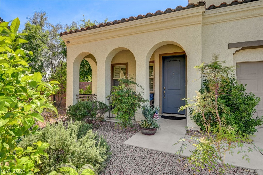 10447 Bush Mountain Avenue