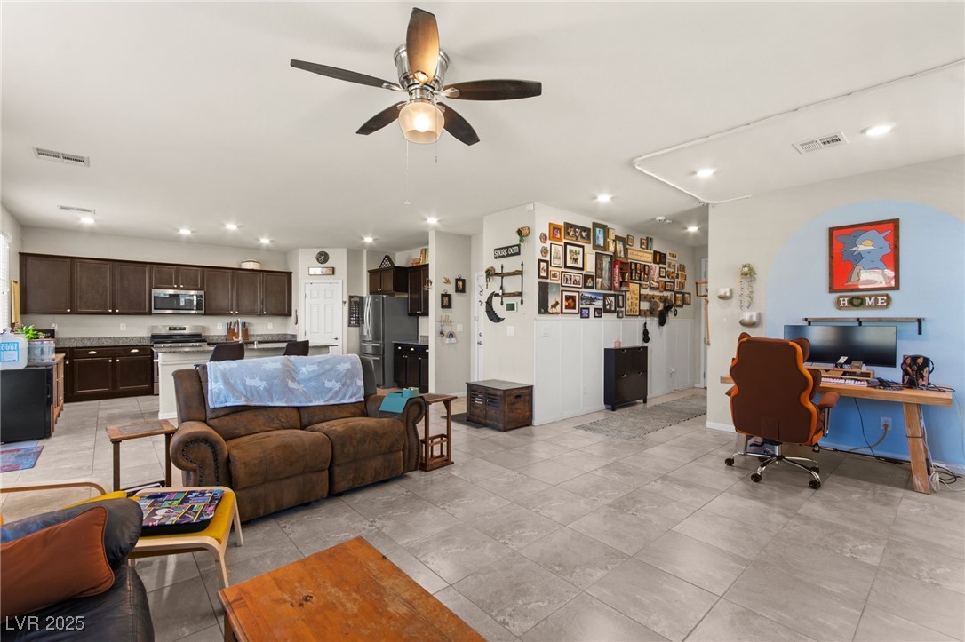 4352 Browns Creek Avenue, North Las Vegas, Nevada image 15