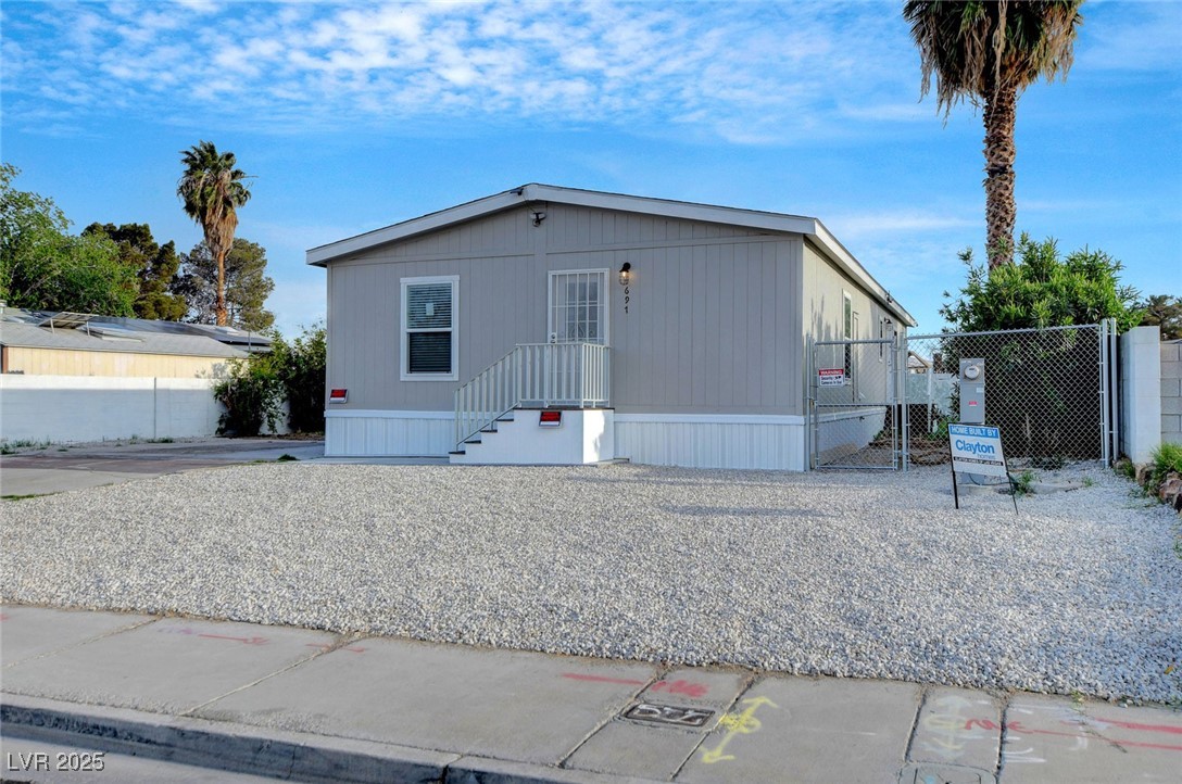 4697 Esplanade Way