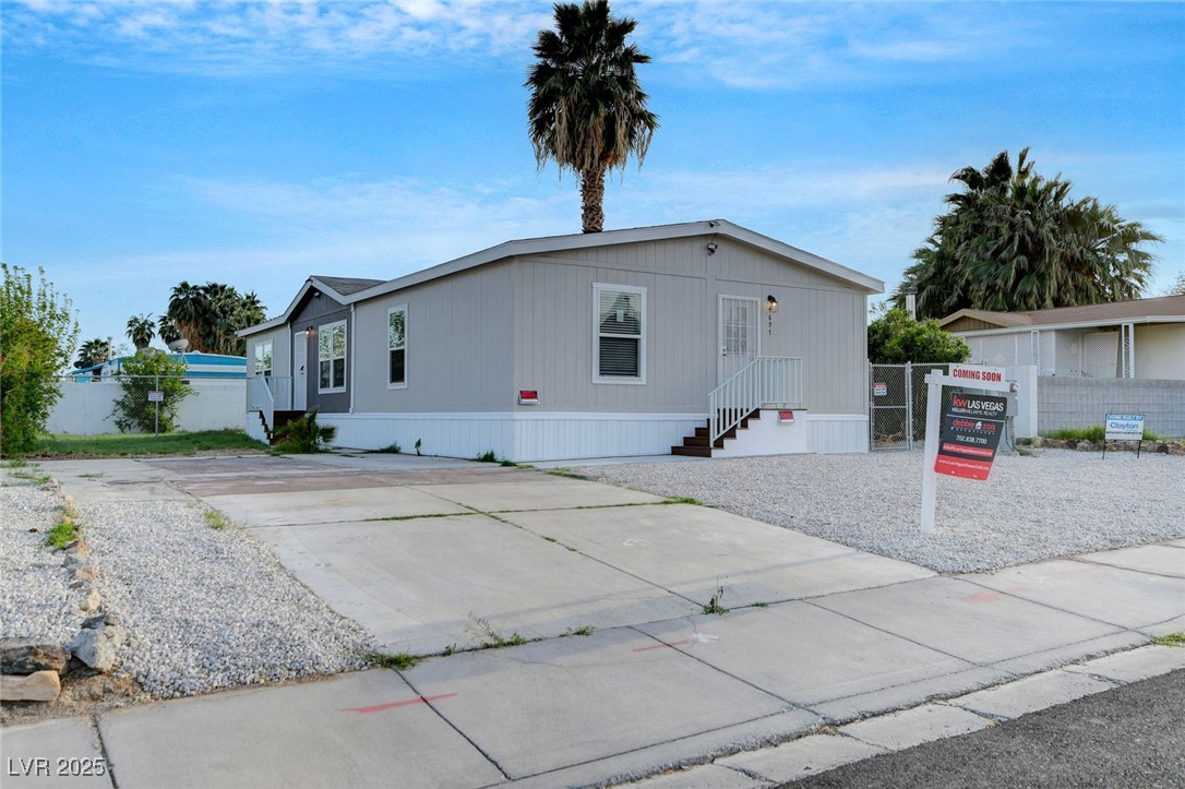 4697 Esplanade Way