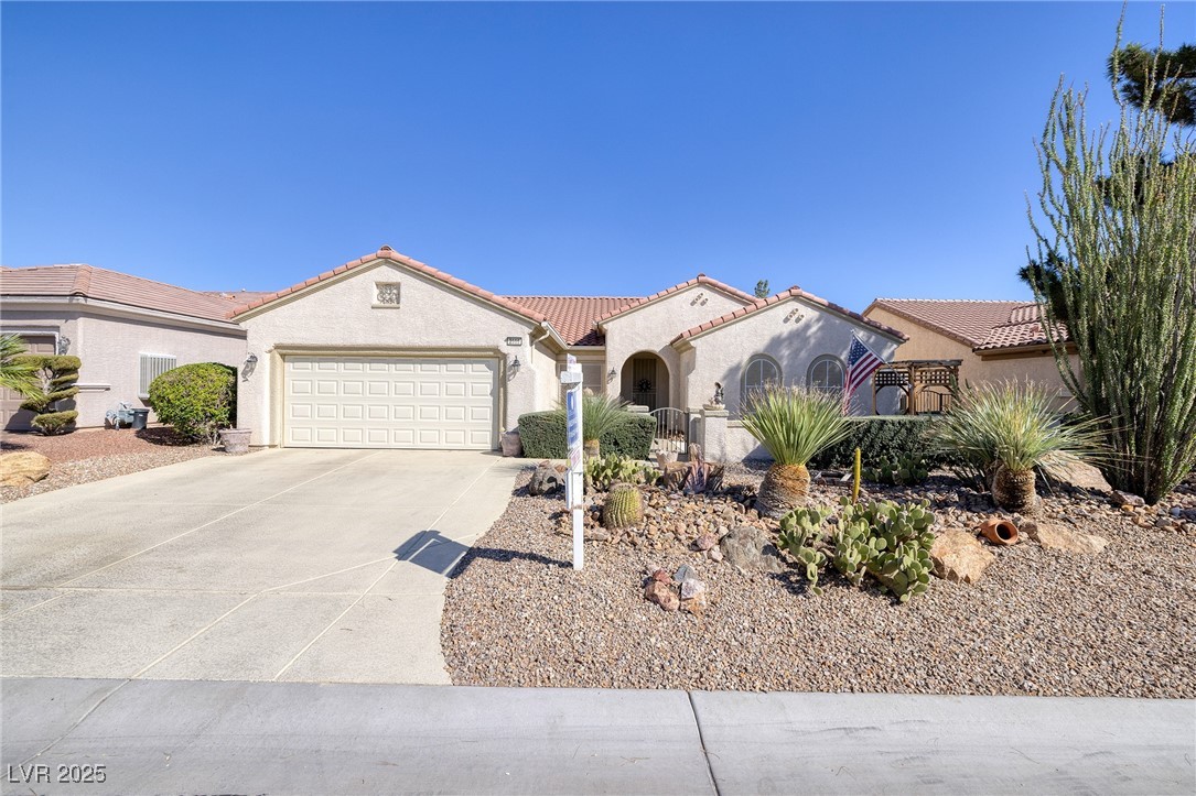 2559 Deora Way