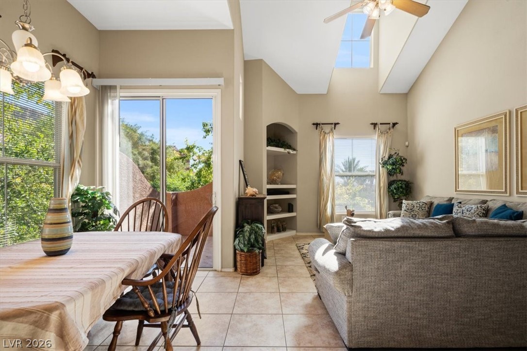 3975 N Hualapai Way 281
