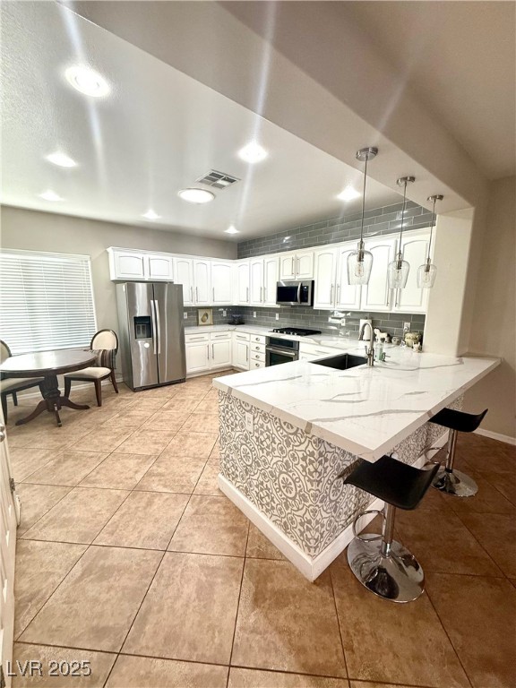 2461 Daks Loden Court, Henderson, Nevada image 12