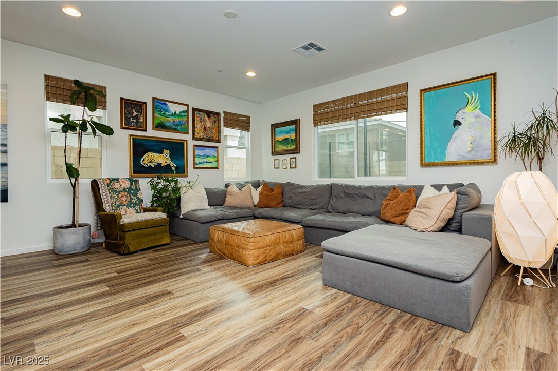 683 Quasi Street, Henderson, Nevada image 4