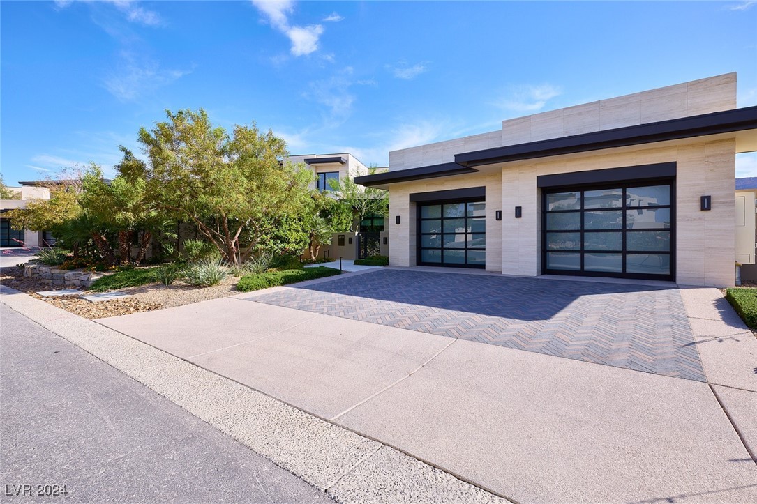 4915 Summit Overlook Drive