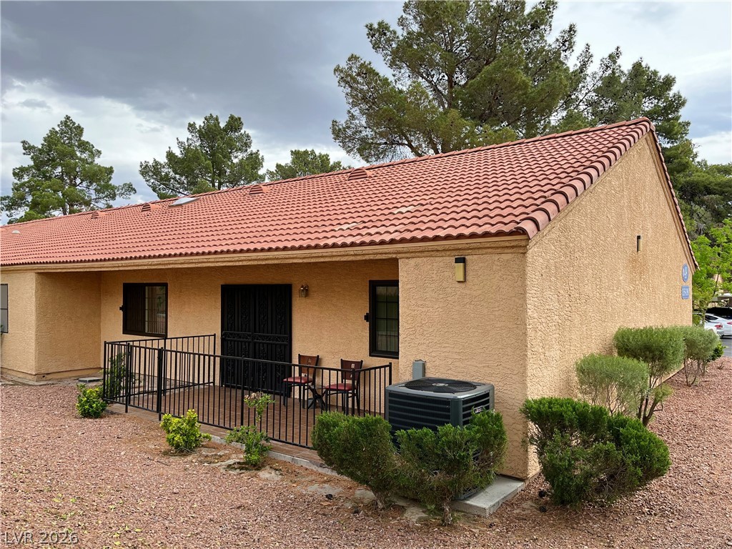 2851 S Valley View Boulevard 1198