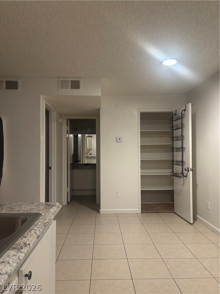 220 Mission Newport Lane 201