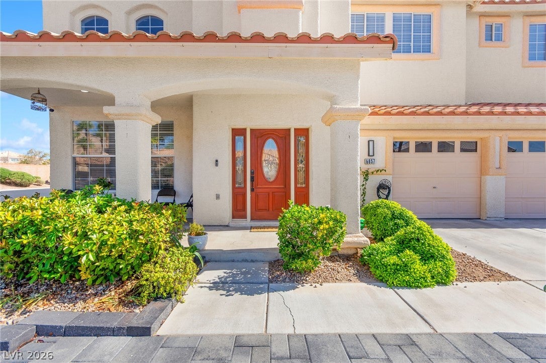 6857 Adobe Villa Avenue