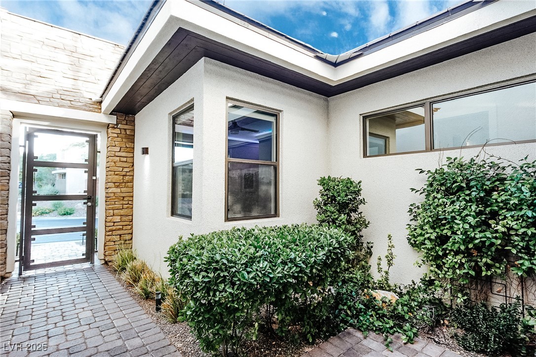 50 Grey Feather Drive