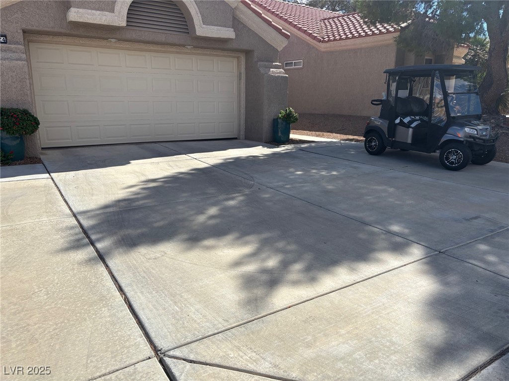 Properties 2 2824 Crown Ridge Drive