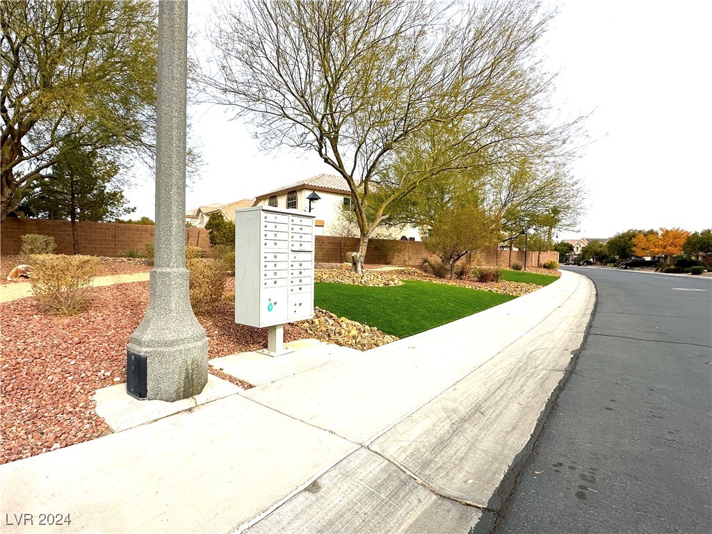 3732 Via Di Girolamo Avenue, Henderson, Nevada image 33