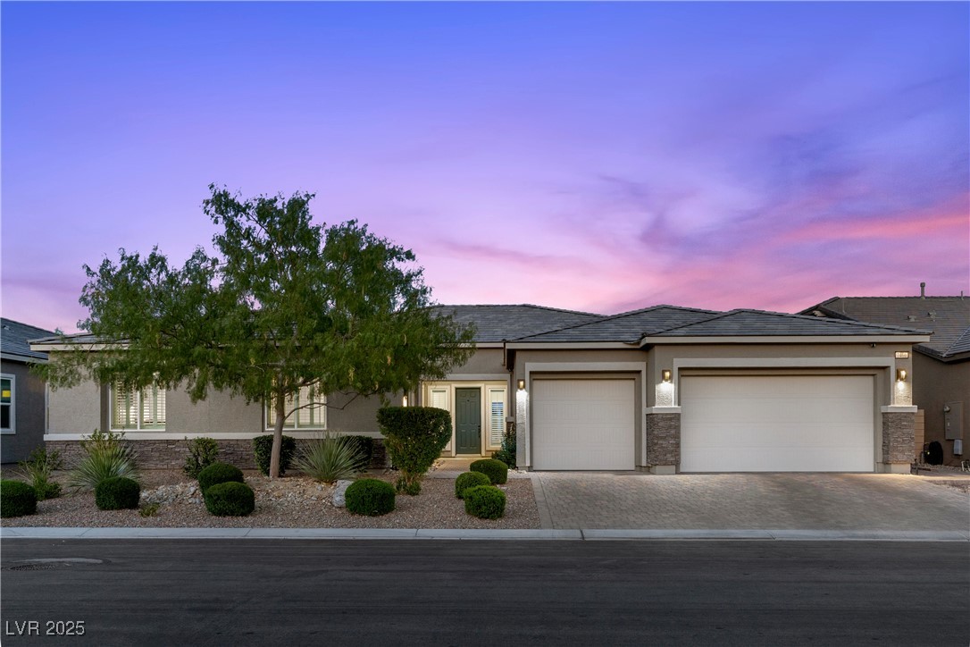 7460 Tucker William Street