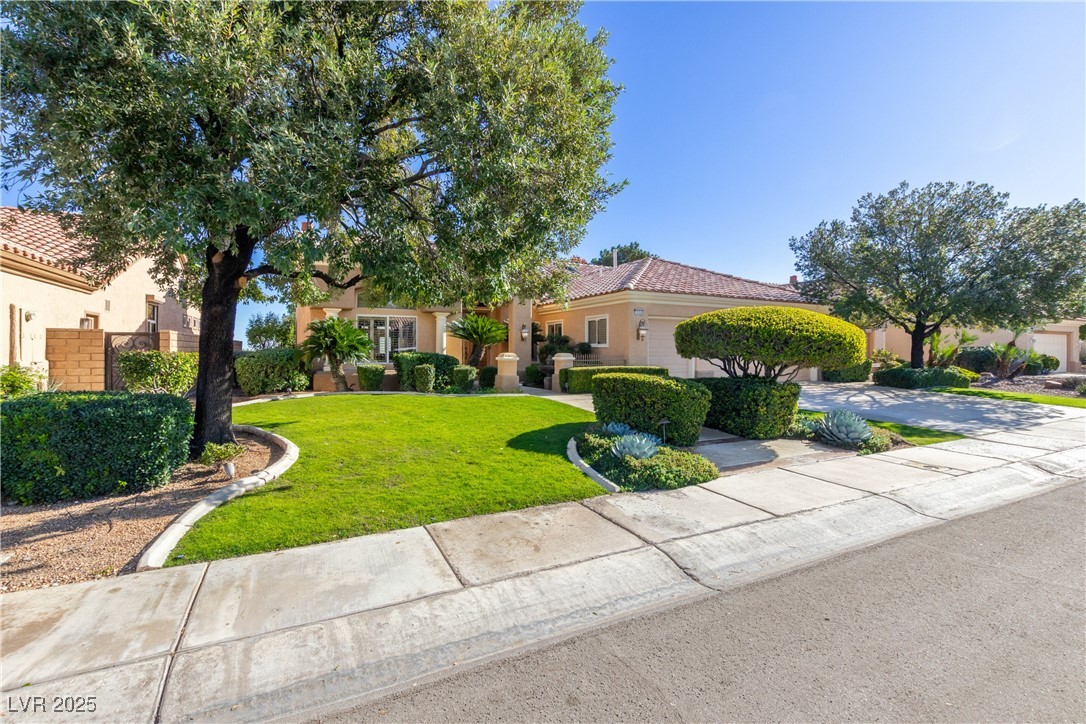 3024 Highland Falls Drive