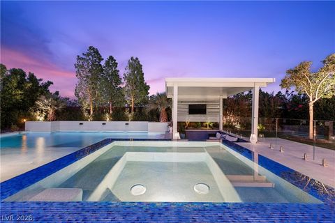 7460 Tucker William Street Las Vegas NV 89149