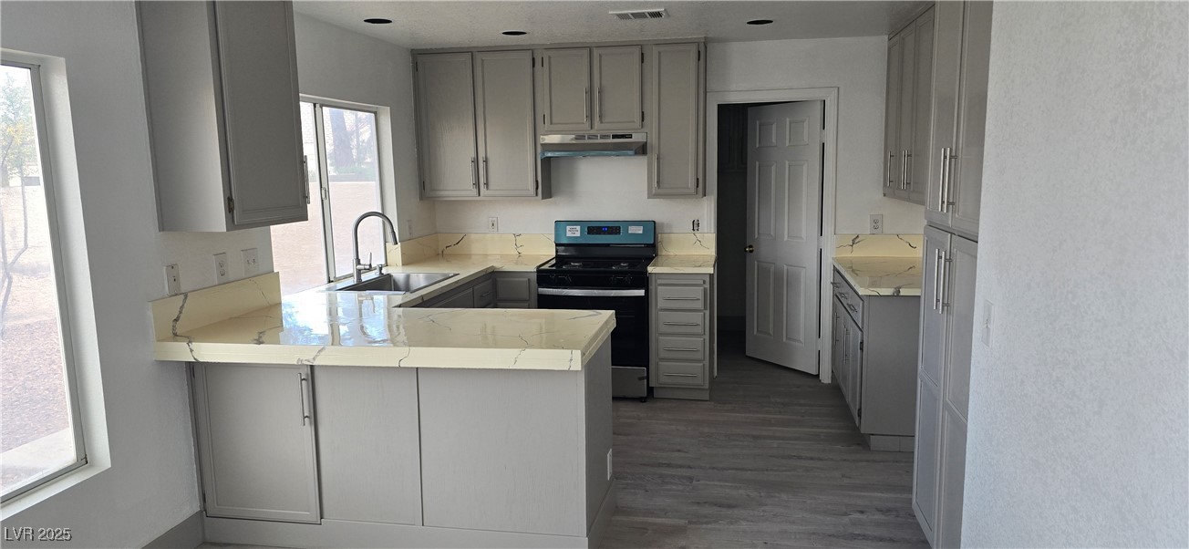 2606 Heartland Avenue, Henderson, Nevada image 12
