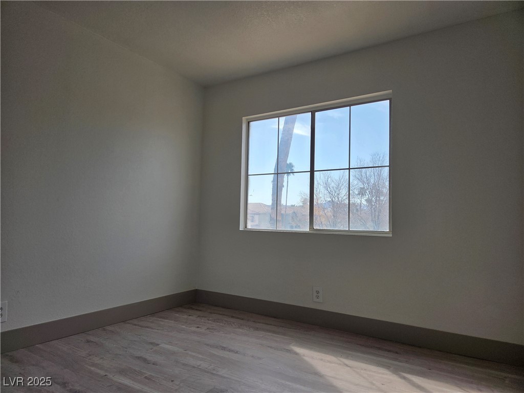 2606 Heartland Avenue, Henderson, Nevada image 9