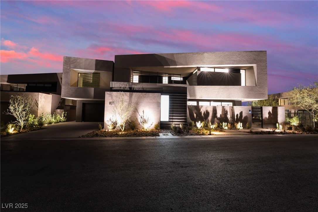 801 Dragons Eye Drive