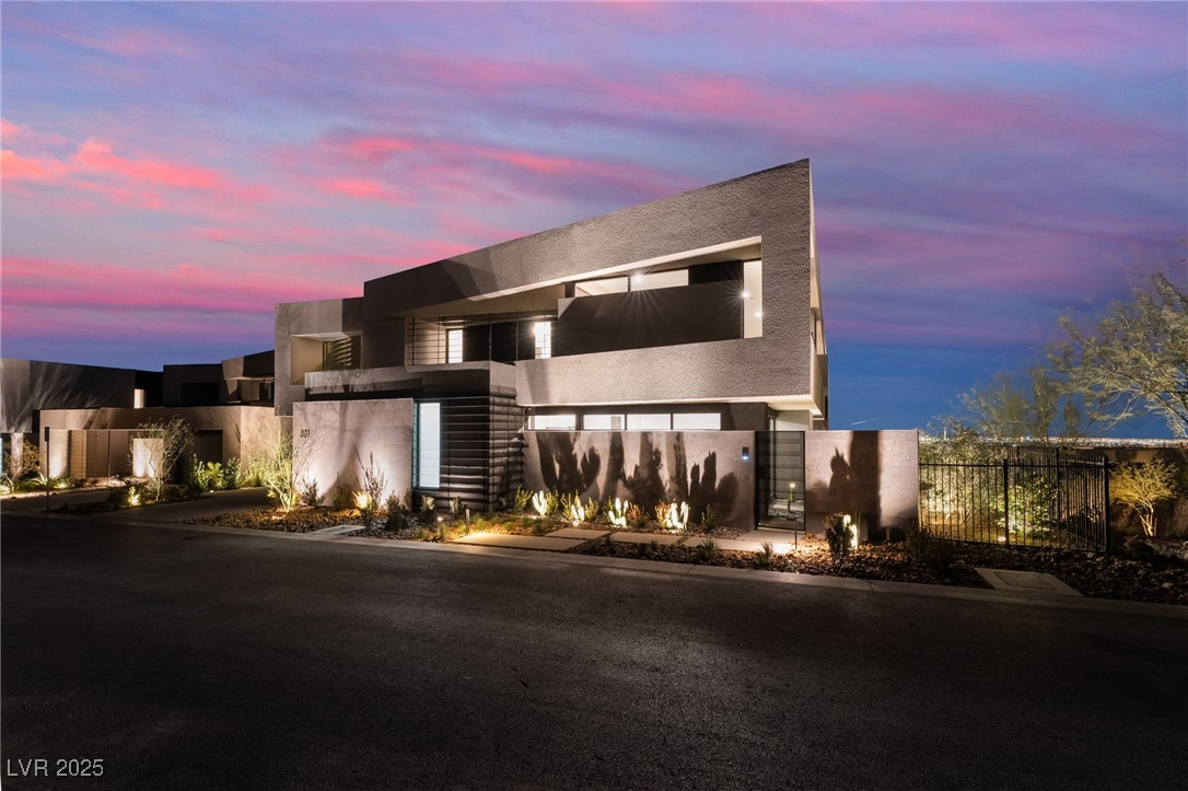 801 Dragons Eye Drive