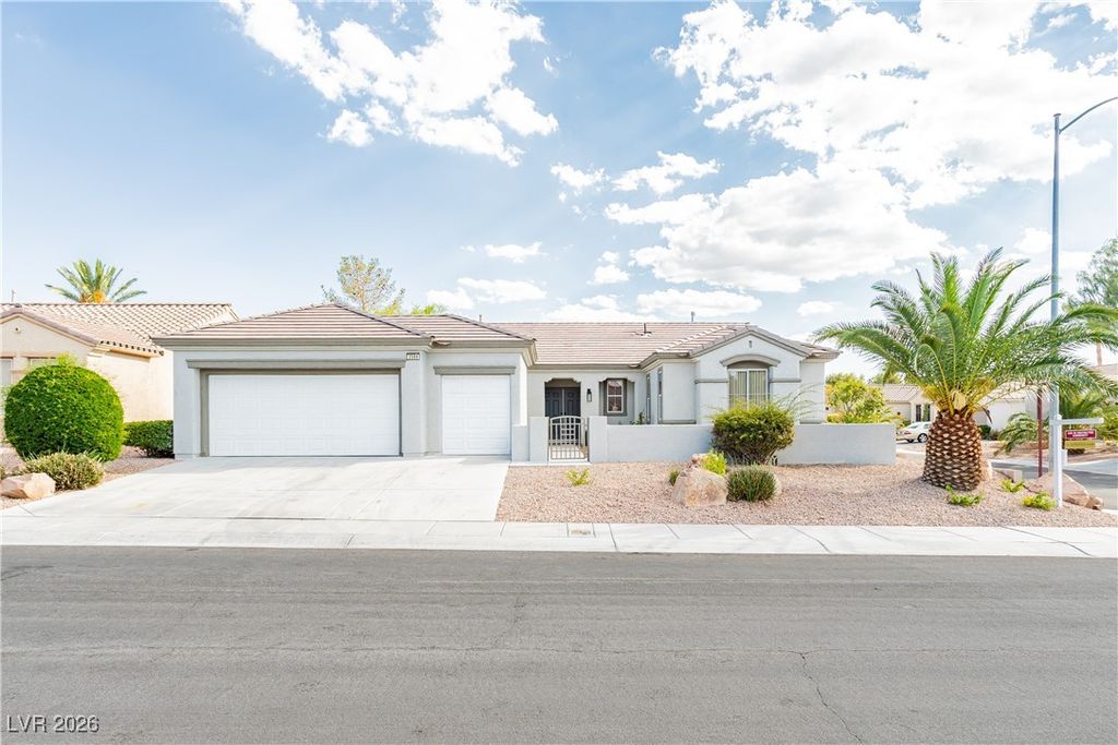 Photo of 2589 Evansville Avenue, Henderson, NV 89052 (MLS # 2745429)