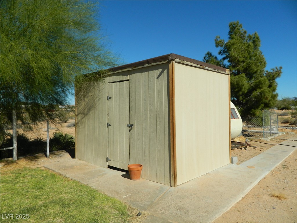 Logandale, Nevada 89021, United States, 3 Bedrooms Bedrooms, ,2 BathroomsBathrooms,Residential,Active,238282