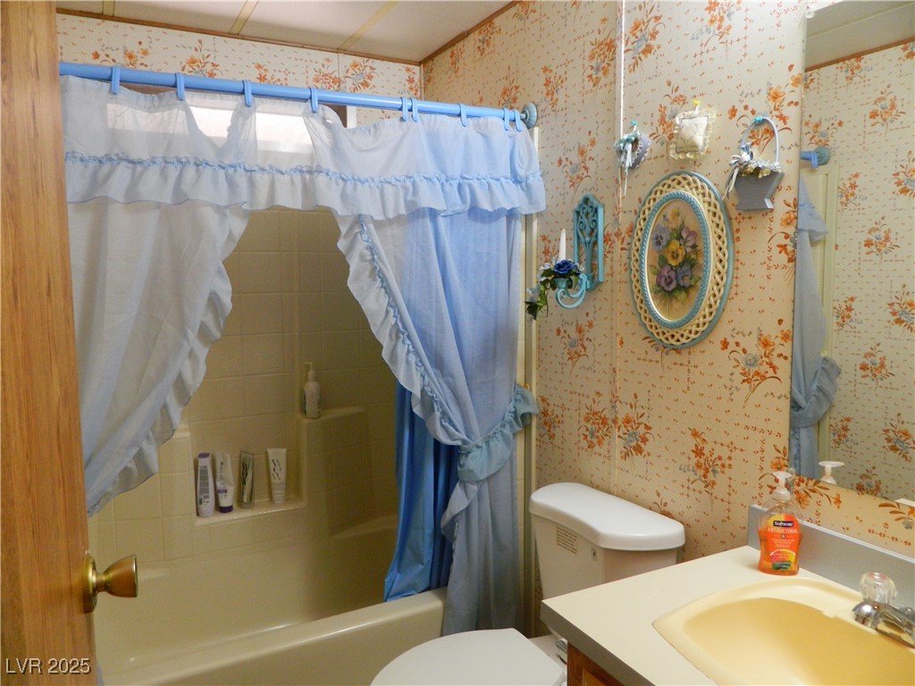 Logandale, Nevada 89021, United States, 3 Bedrooms Bedrooms, ,2 BathroomsBathrooms,Residential,Active,238282