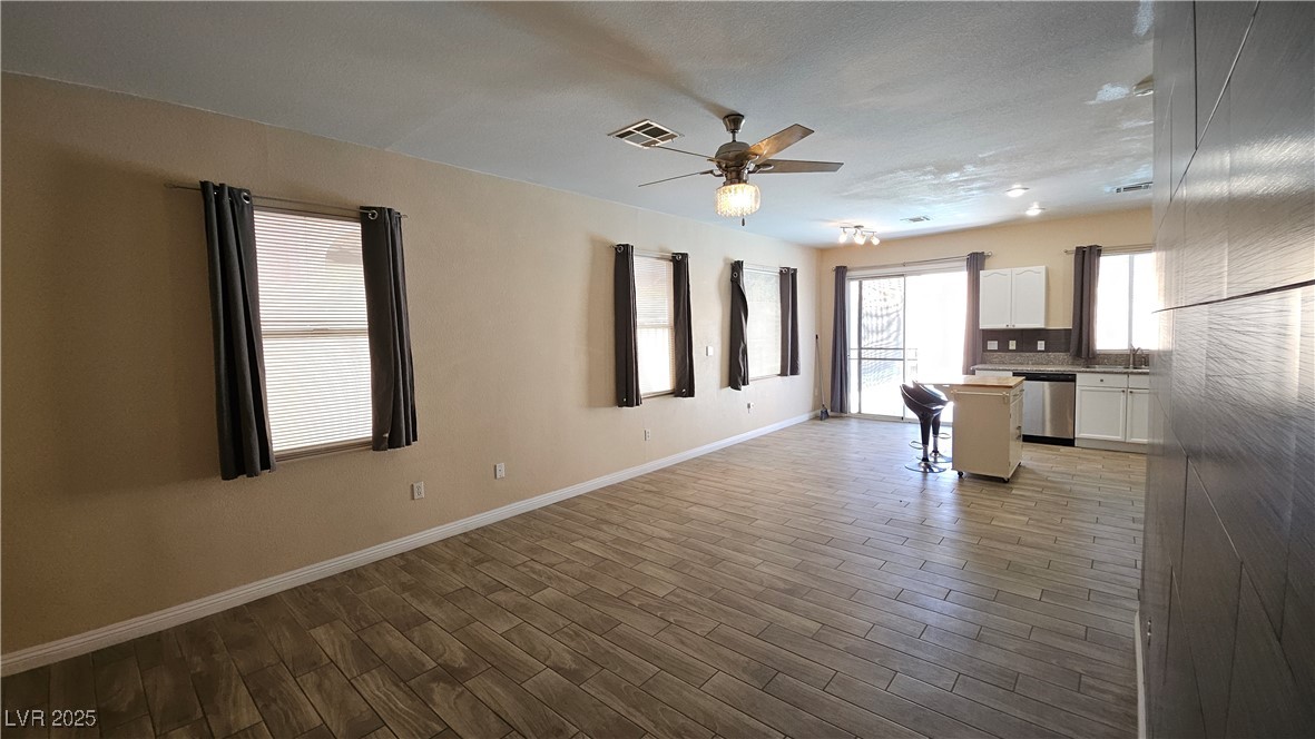 83 Rock Run Street, Las Vegas, Nevada image 8